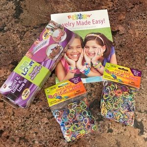 FUN Loom/Rainbow Loom DYI Bracelet Making Kit NEW